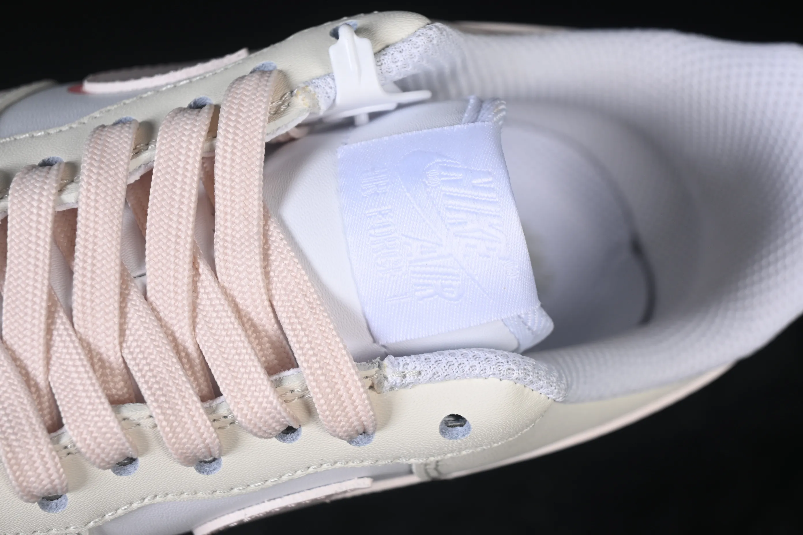 All categories Nk Air Force 1 Air Force series Nk Air Force 1 Low Air Force low-top Nike Air Force 1'07 Low Two-dimensional theme Rose Kiss Air Force 1 low-top casual sneakers ZH0316-150